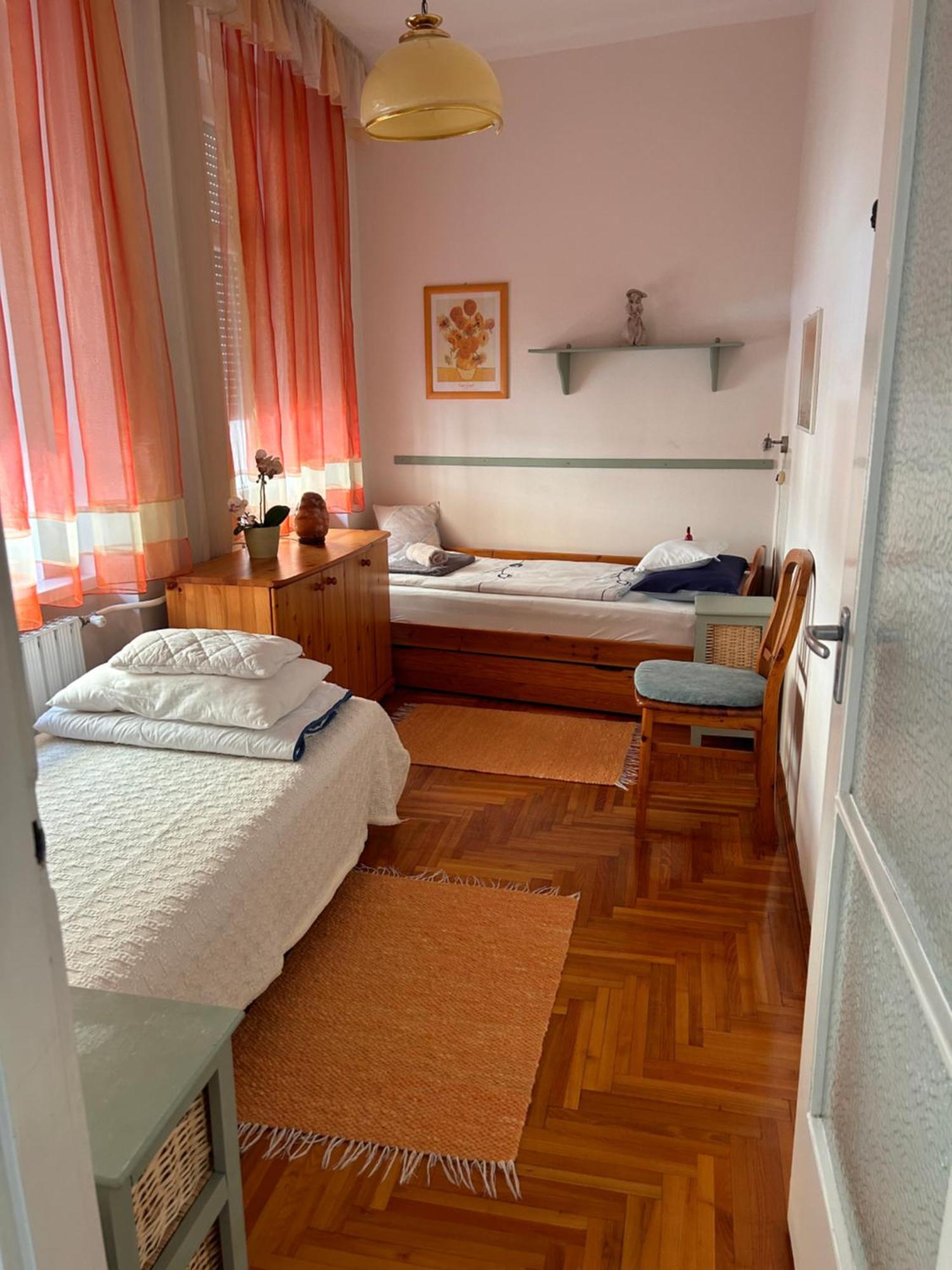 Balàzs Apartman Eger Chambre photo